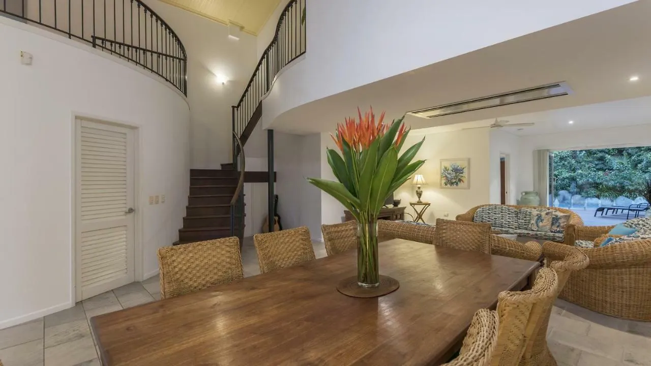Driftaway - Port Douglas Villa